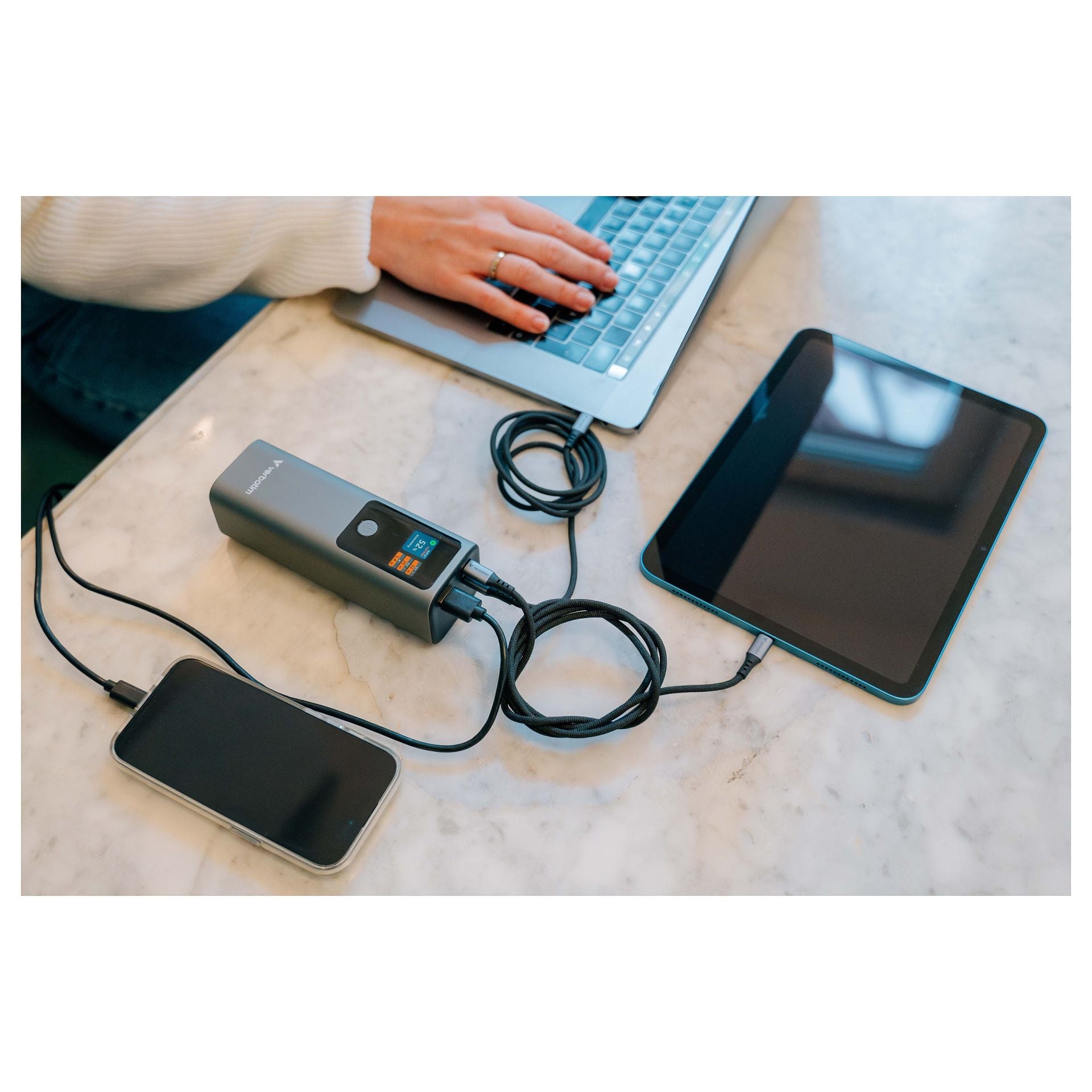 Verbatim Charge 'n' Go Powerbank 27.000 mAh